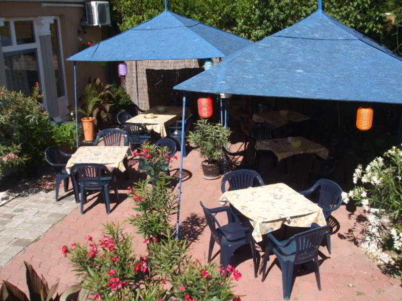 Attila Hotel Будапешт Ресторан фото
